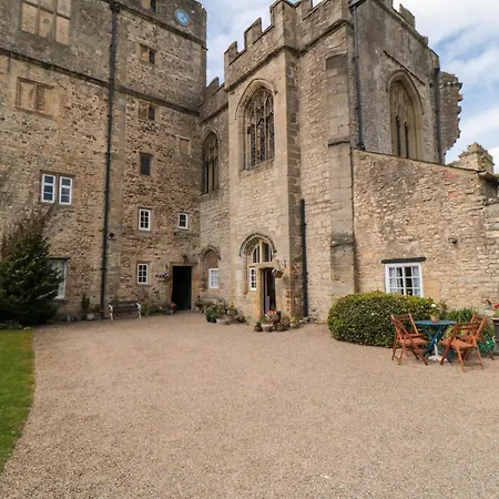 Holiday home Snape Castle Under Croft And Gardens *