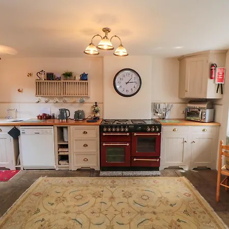 Snape Castle Under Croft And Gardens *