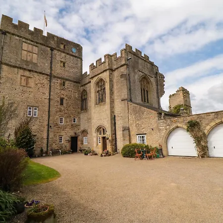 Snape Castle Under Croft And Gardens * Bedale