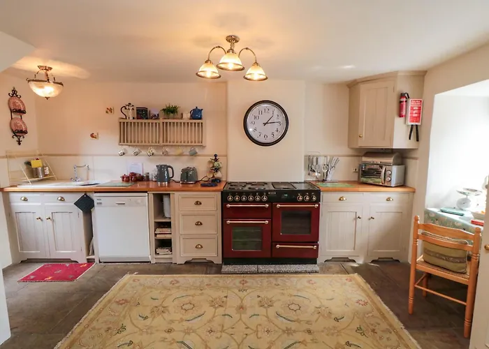 Snape Castle Under Croft And Gardens *