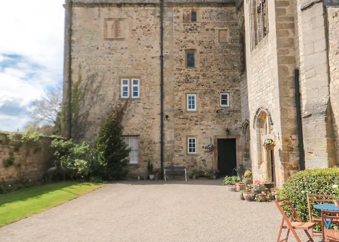 Ferienhaus Snape Castle Under Croft And Gardens Bedale
