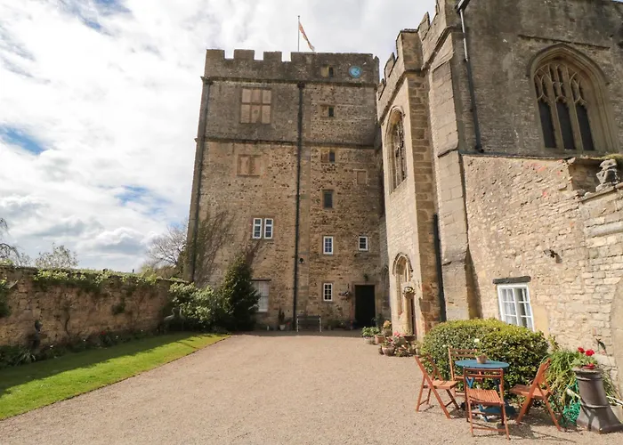 Snape Castle Under Croft And Gardens * Bedale