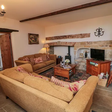 펜션 Snape Castle Under Croft And Gardens *